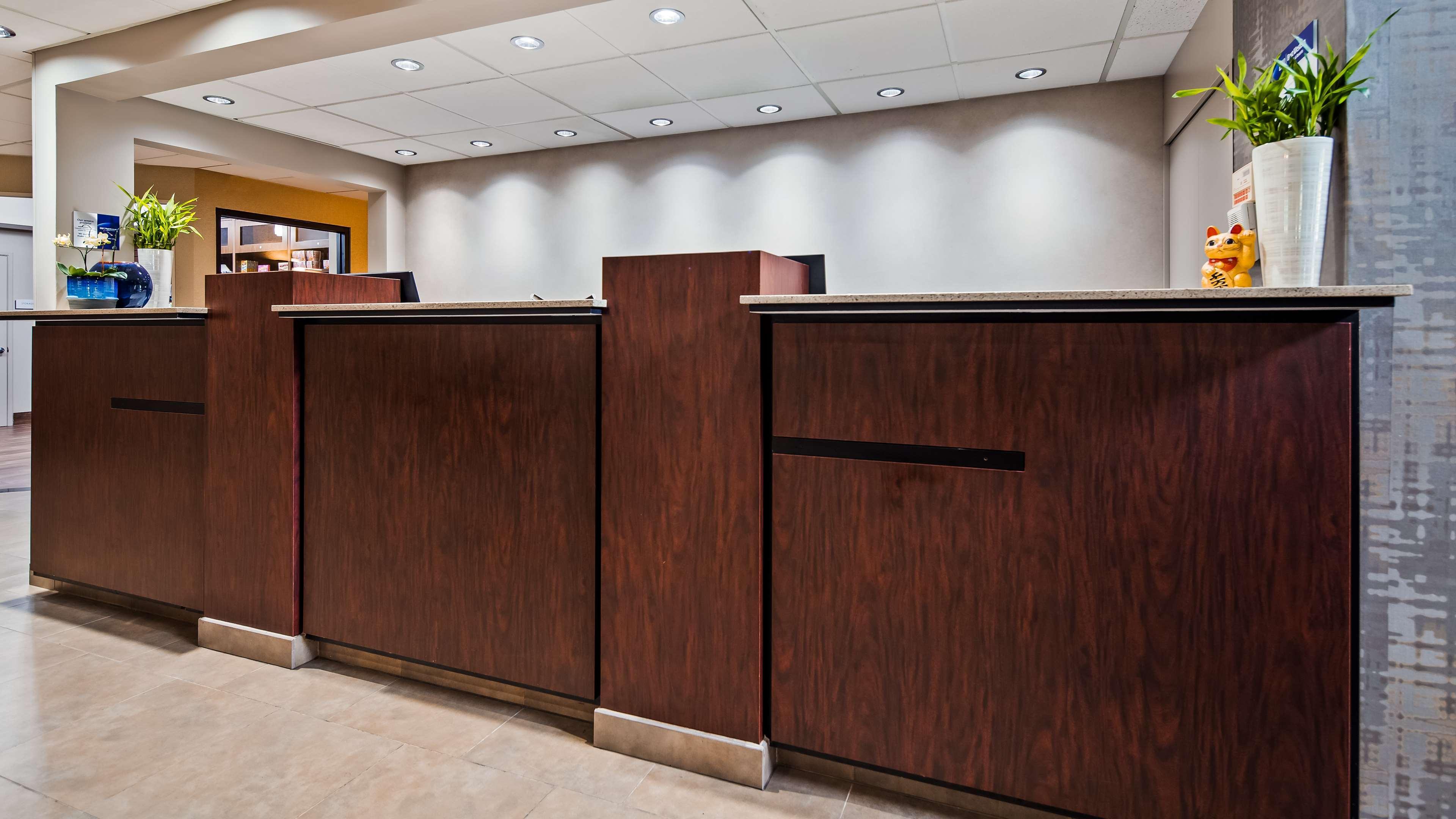 Best Western Plus Executive Hotel & Suites Sulphur Eksteriør billede